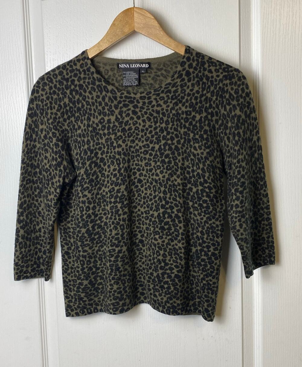Nina Leonard Green Leopard Print Lambswool Blend Sweater Women's Petite Large